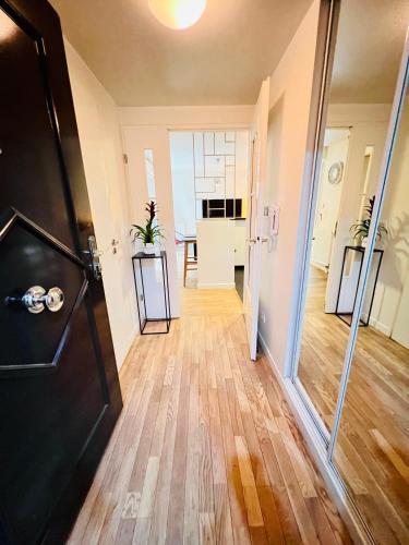 ทางเข้า, Appartement de Standing Aux Portes de Paris in นอร์จ ซูร์ มาร์น