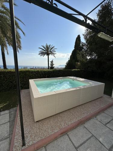  LE ROSE DI EMMA in Bordighera