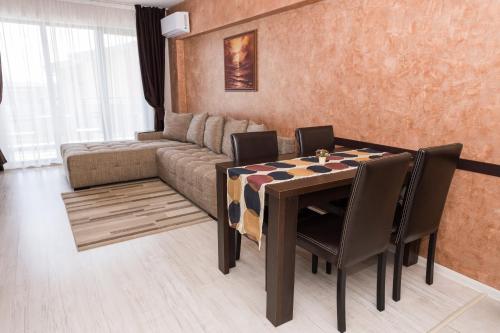 Polina Beach - image 2