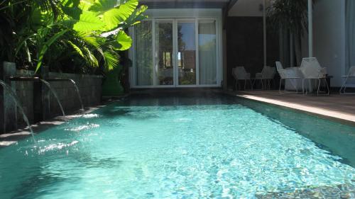 Three-Bedroom Villa with Private Pool image 7