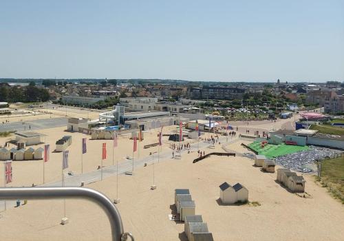 Appartement Ouistreham proche centre et plage in 威斯特拉姆