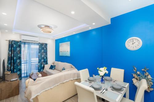 Artemis Bay Apartments near sea and airport