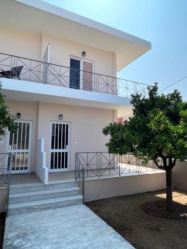 Koulouras Holiday Apartments