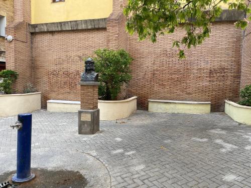 Utsikt, Estudio5 in Tudela