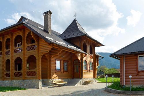 Гостинний двір КАРПАТІЯ, Верховина, Wierchowina (zdjęcie 3)