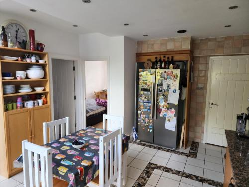 Countryside Home in London 5