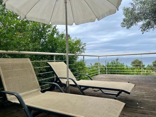  The Beach House - Apartments & Studios in Afytos