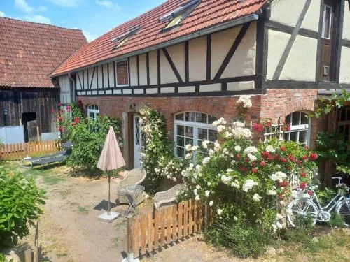 Romantisches Rosencottage in Hofheim in Unterfranken, Deutschland