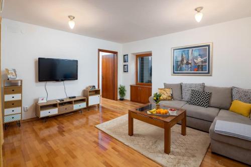 Old town Central Apartment on Main Piazza Squere