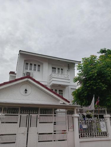 The Riceberry House (Homestay In Bangkok)