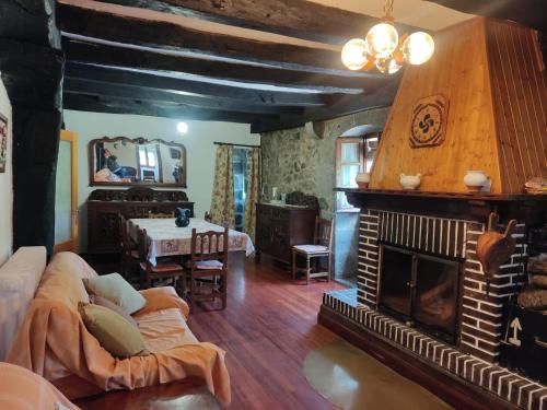 Iekārtas, Hermoso Caserío Navarra. (Madoz) (Hermoso Caserio Navarra. (Madoz)) in Oderiz