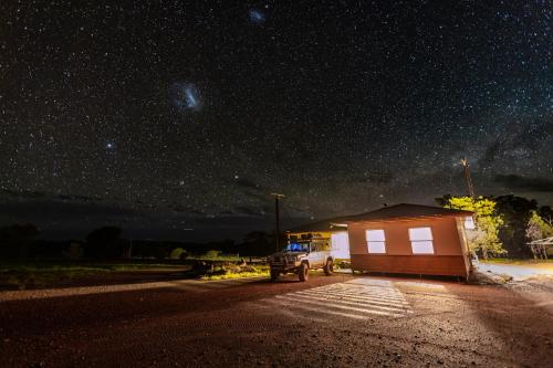 Bendleby Ranges Hawker