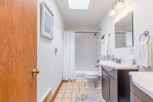 250 - Camano Vista Paradise - image 38
