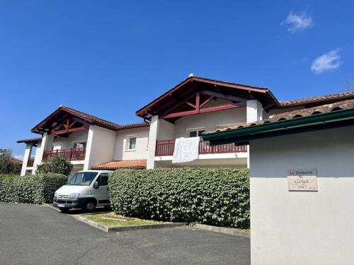 Appartement Cambo-les-Bains, 2 pièces, 2 personnes - FR-1-495-128 (Appartement T2 confortable a Cambo-les-Bains - Terrasse, Parking, Animaux Ok, Internet - FR-1-495-12) in Espelette