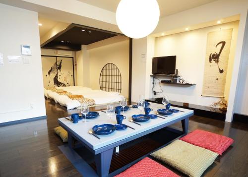 Stay Well & Give Well, Full Building in Asakusa