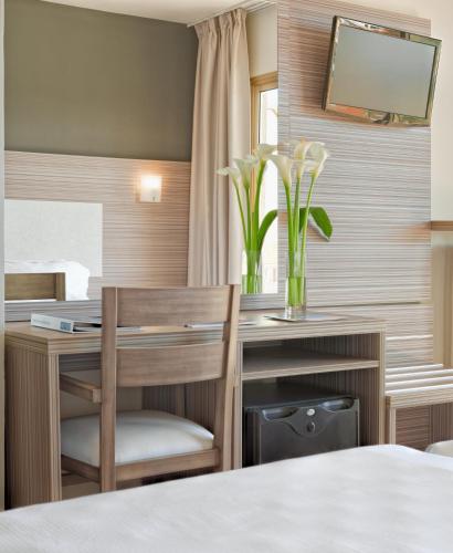 H10 Cambrils Playa - main image