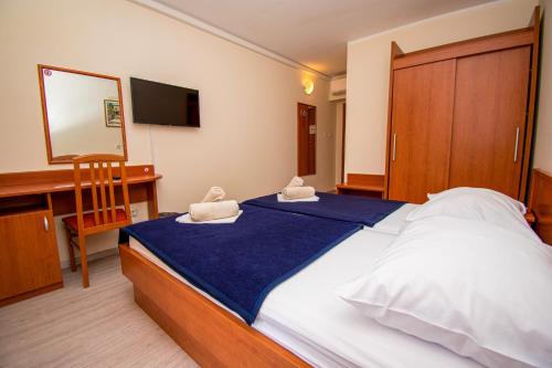 Centinera Resort - image 10