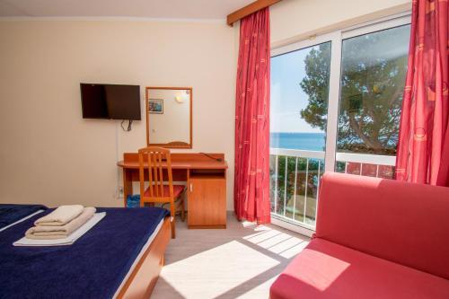 Centinera Resort - image 14