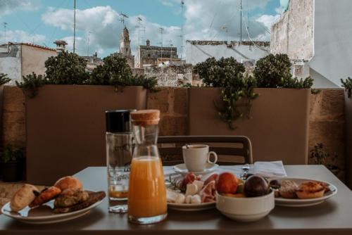 Essen und Erfrischungen, Palazzo dei Tolomei in Lecce