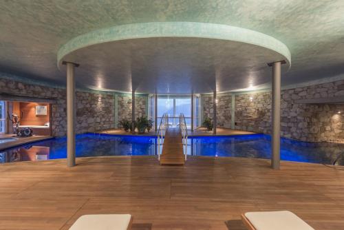 Luxury Turm Chalet in Latsch