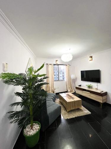 Simple luxury one bedroom apartment Victorian Island