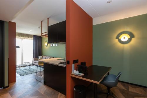 Aparthotel Timmerfabriek Apartments I Kloeg Collection in ฟลิซซิงเฮน