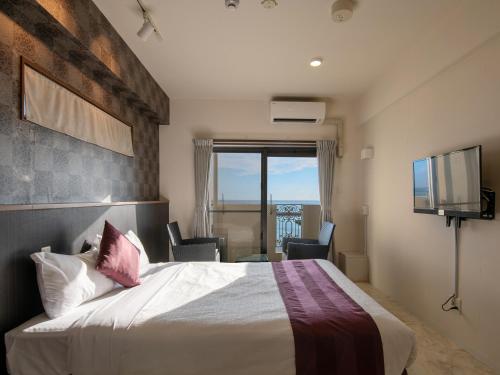 Deluxe Double Room image 10