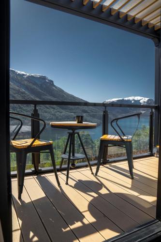 Widok, Sogndal Fjordpanorama - The view in Sogndal