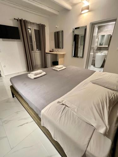 Casa Nostra Mykonos Retreat Accommodation - image 5