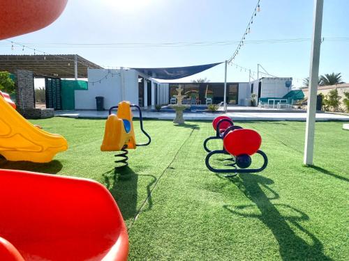 Luxury Farm with Swimming Pool and BBQ in Al Bahya