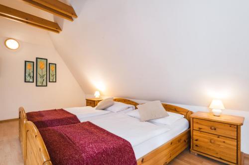Double Room image 6
