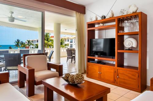 Flamingos Beach, Unit 405 in Nuevo Vallarta , Mexico