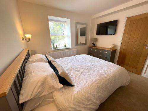 Stunning Home with STARGAZING ROOM Near Kielder Water