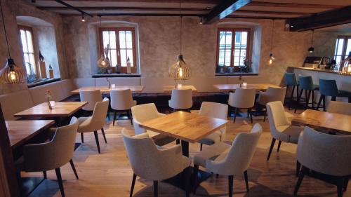 Restoran, Hotel Restaurant Schwarzer Adler in Bad Saulgau