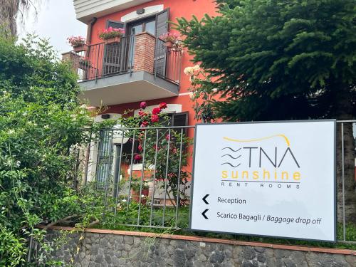 Etna Sunshine Rent Rooms