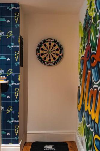 Seaside Bliss: Period Home, Games Room, Pool Table & Hot Tub