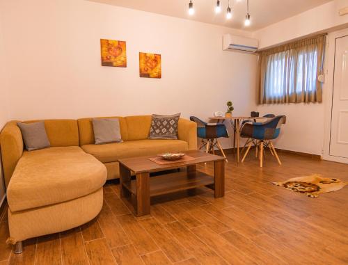 Helios Red & Blue Helios Red & Blue