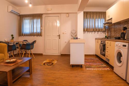 Helios Red & Blue Helios Red & Blue