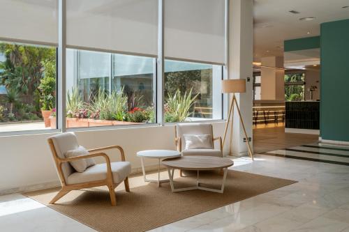 Medplaya Pirámide Salou - image 3