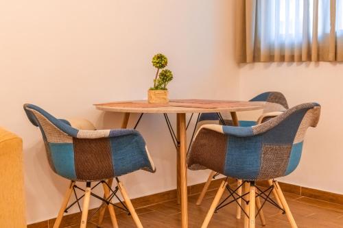 Helios Red & Blue Helios Red & Blue