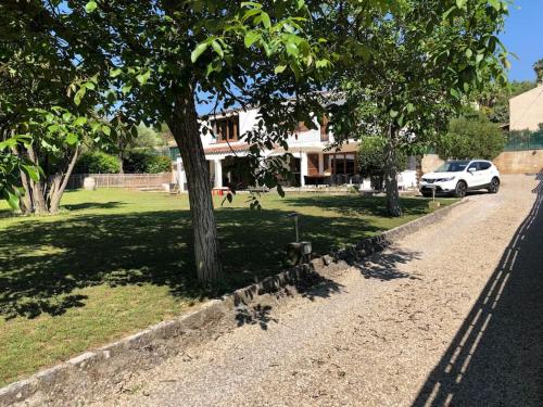 Charming Villa with big pool and AC in Antibes in Trois Moulins