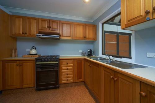 virtuve, Riviera on Hawkesbury in Singletons Mill