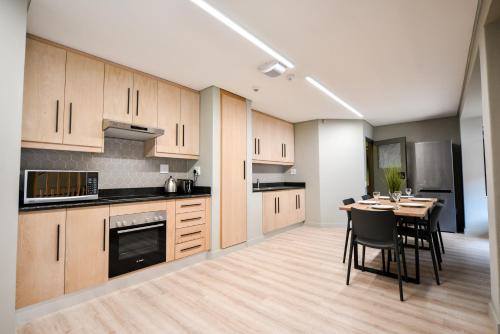 Konyha, All Africa House near Rhodes Emlékmű