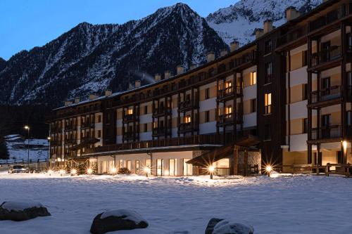 Champoluc Hotels