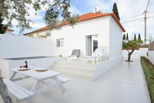 Casa do Povo (casa com piscina no centro de Alcácer)
