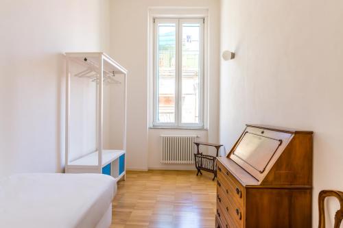 Three-Bedroom Apartment image 7