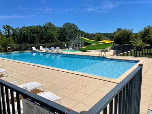 Camping Le Convivial - Camping - Cénac-et-Saint-Julien