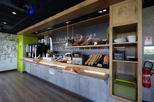 Ibis Budget Perpignan Nord - image 2