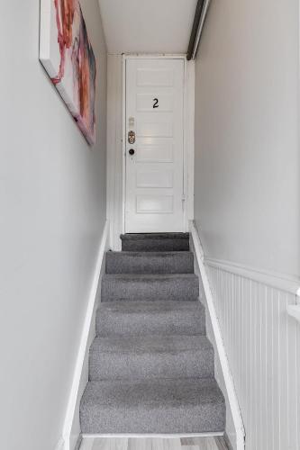 M2 Central location 2 mins to VCU FREE PARKING in Richmond, USA