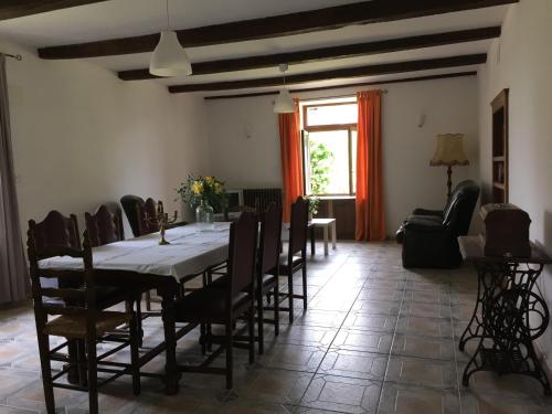 Maison du Bucheron in Melay